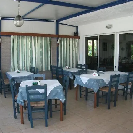 Kastelli Hotel, * Afando