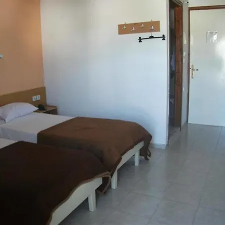 فندق Kastelli Hotel,