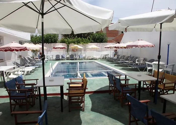 Kastelli Hotel, Hotel