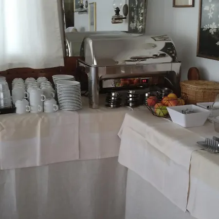 Kastelli Hotel, * Afandu